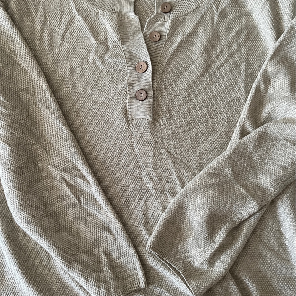 Stretch light fabric pantsuit flattering and easy wear New never worn